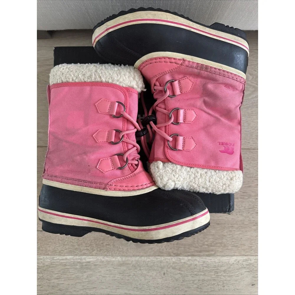 Sorel Girls Snow Boots Yoot Pac Nylon boot Mid-calf Lollipop/Pink Glo. Size 3